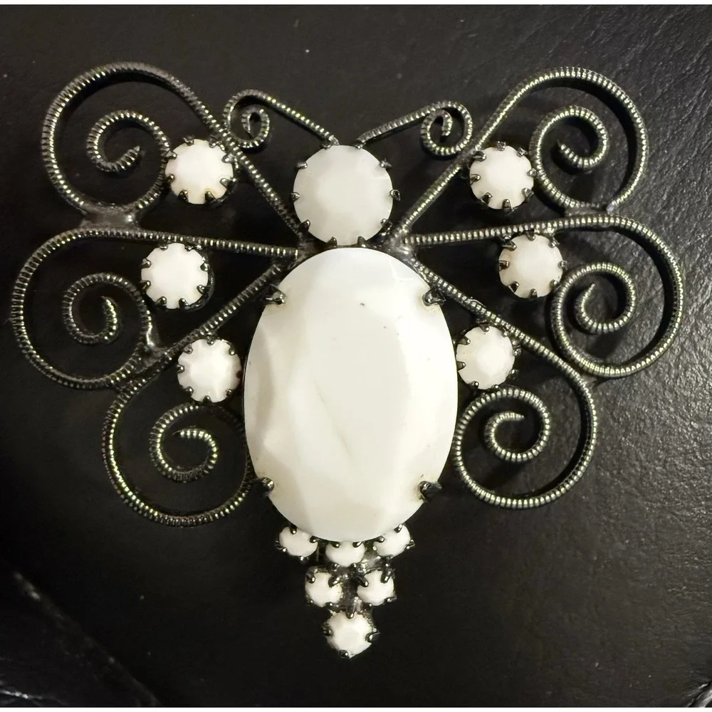 Vintage MOD Style White Milk Glass Stones Butterfly Brooch Gunmetal Silver Tone